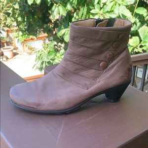 Naot Short Boots 41